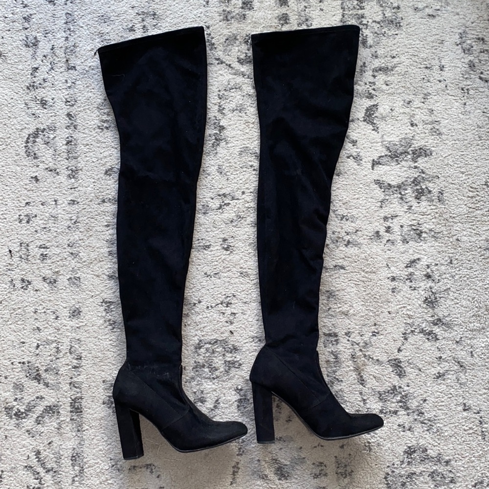 GENTLY WORN Steve Madden Ezra Size 7.5 Thigh High Boots